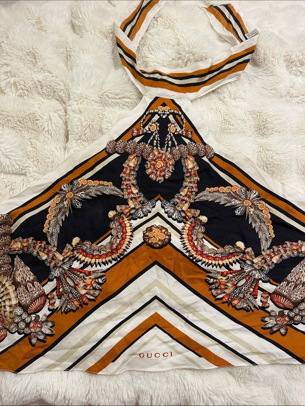 Gucci Vintage 100% Silk Nautical Seashell Print Scarf Made in Italy